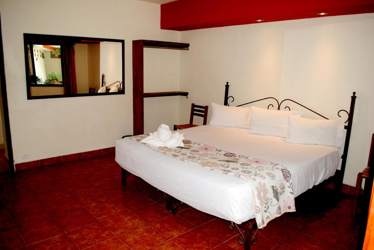 Hotel Maya 2012 Amacuzac Exterior photo